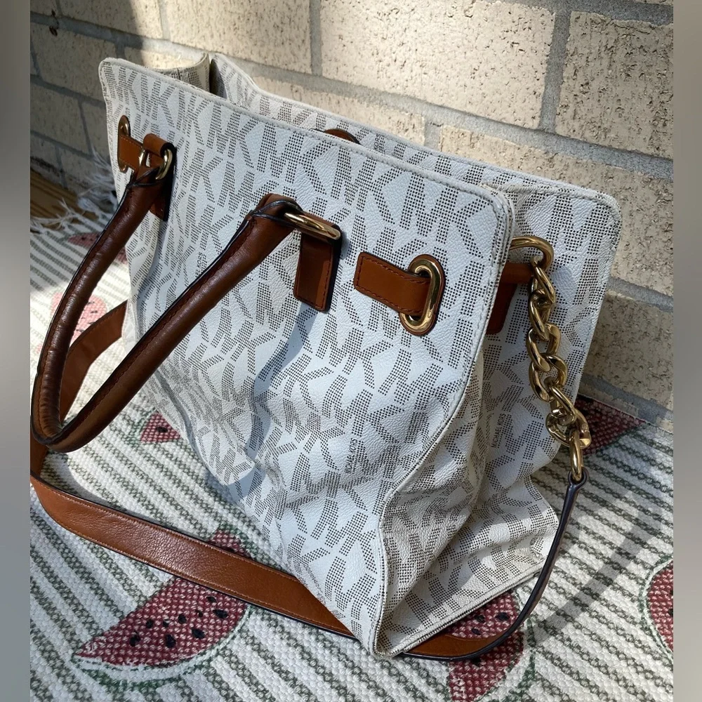Michael Kors Vanilla Gold Belt Buckle Hamilton Tote Crossbody Satchel Bag Purse - Picture 12 of 17